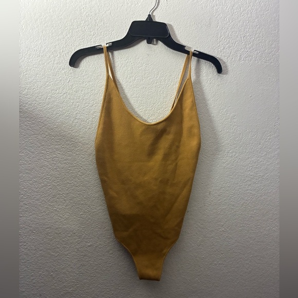 Free People Beach Stylish Mustard Yellow Bodysuit M - Picture 7 of 13